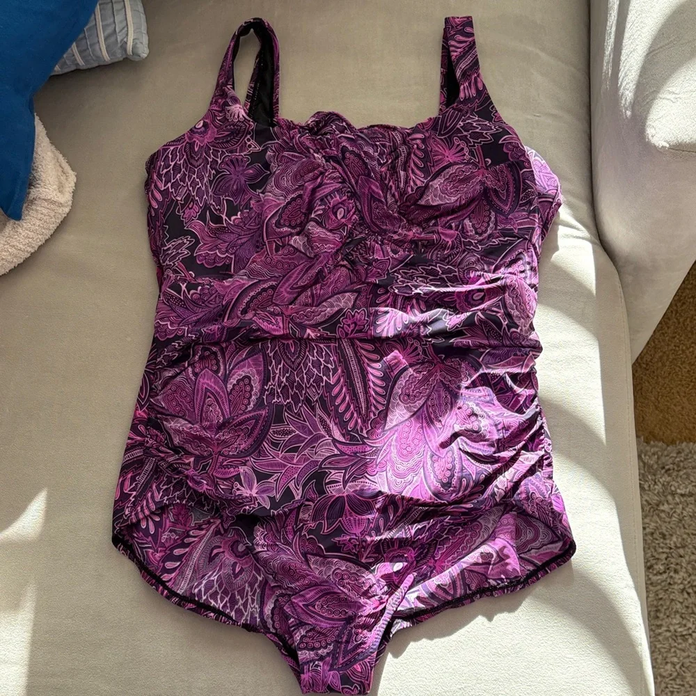 Lands' End Women's Purple and Black Paisley Swimsuit, size 18W - Picture 1 of 8